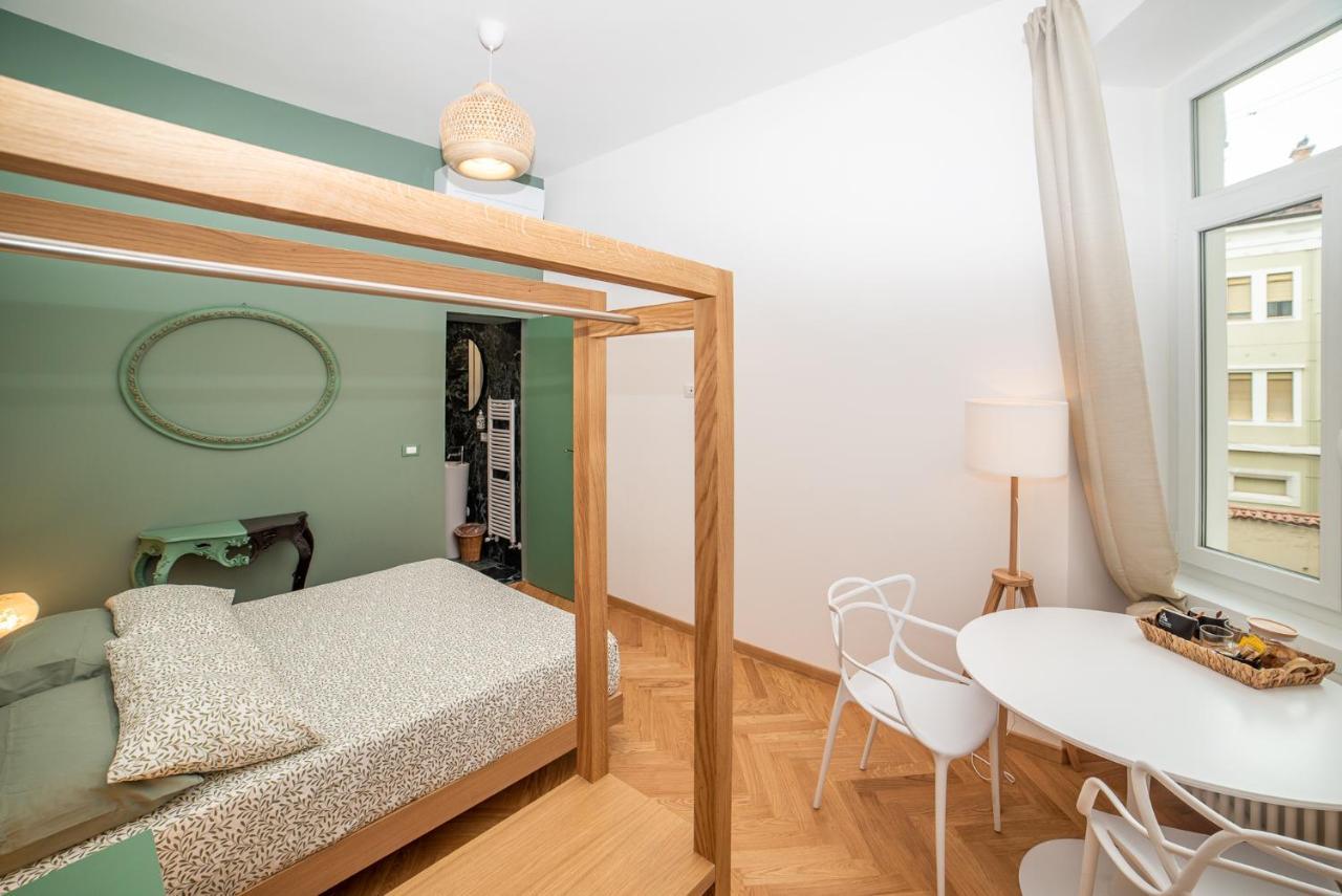 Отель Cosy Moods Триест Экстерьер фото